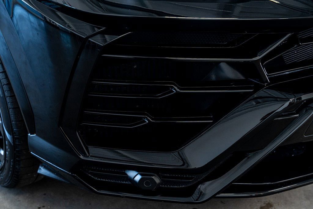 Used 2021 Lamborghini Urus image 20