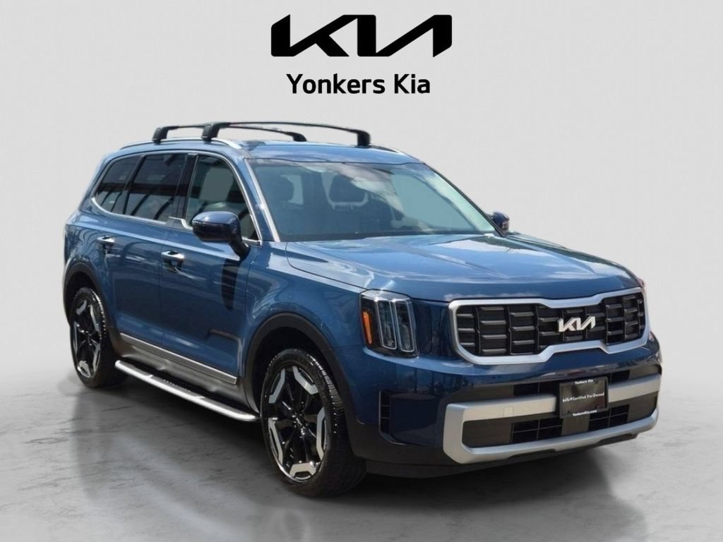 Certified 2023 Kia Telluride S AWD/4WD image 4