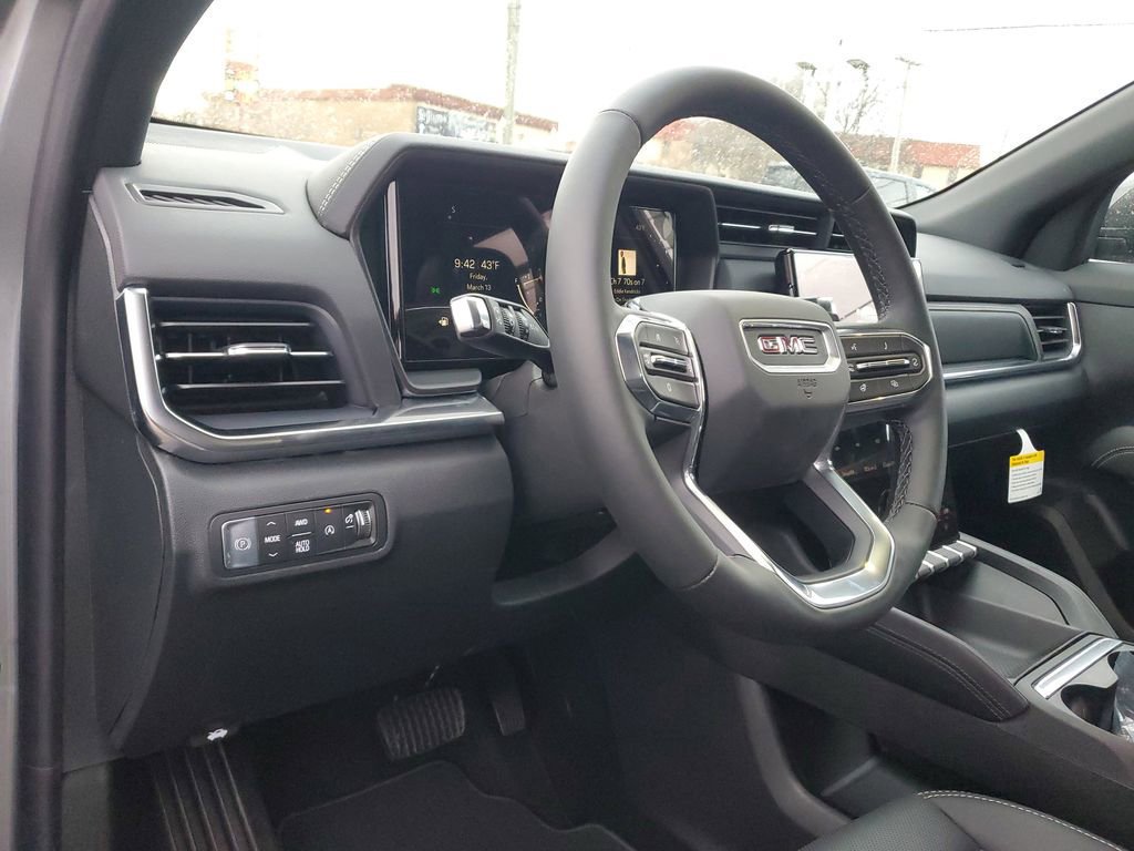 New 2026 GMC Terrain Elevation w/ Elevation Premium Package AWD/4WD image 17