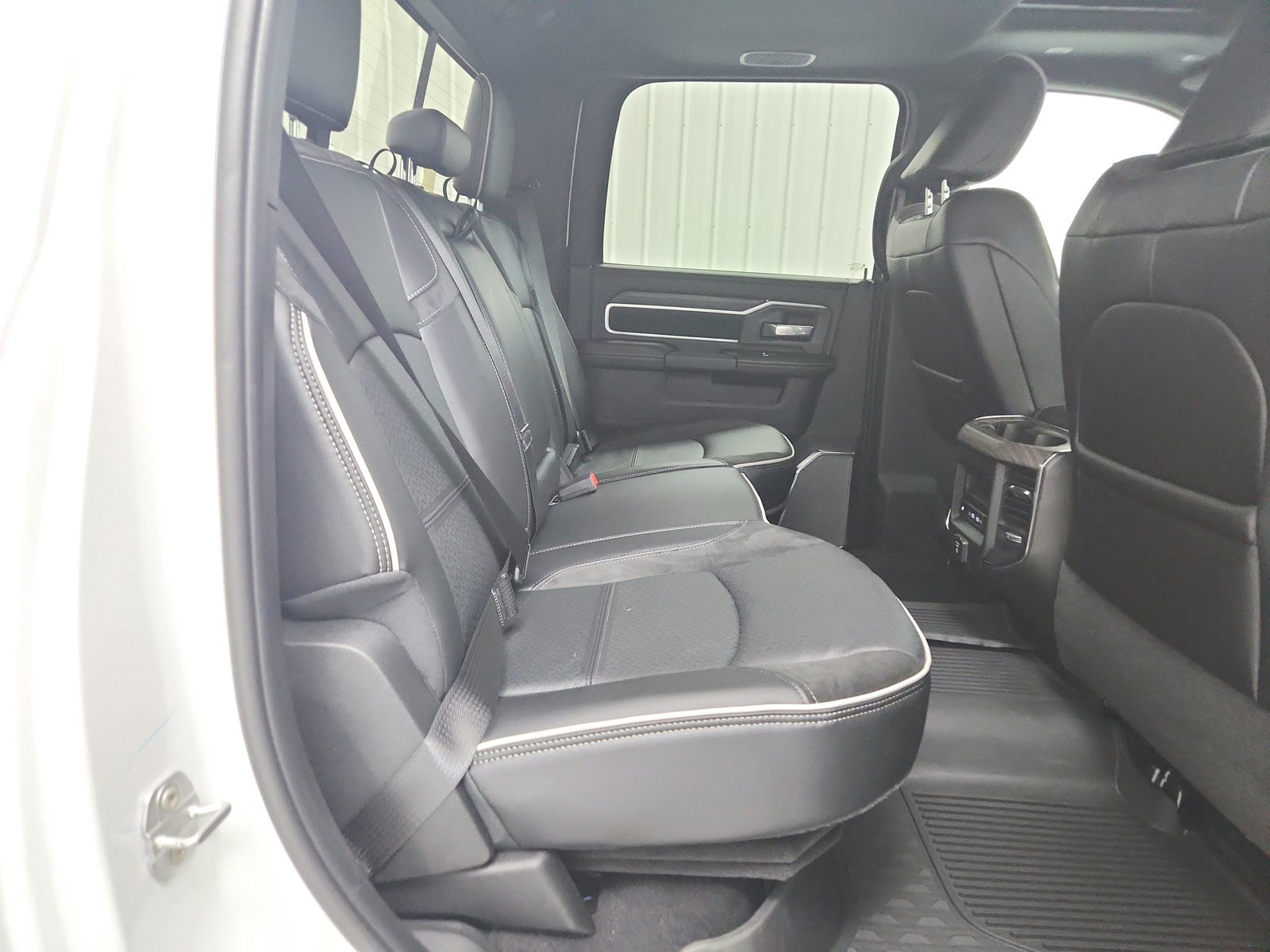 New 2026 RAM 3500 Laramie AWD/4WD image 44