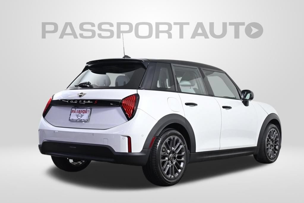 Used 2026 MINI Cooper S FWD image 8