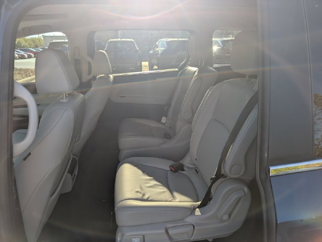 Used 2025 Honda Odyssey EX-L image 9