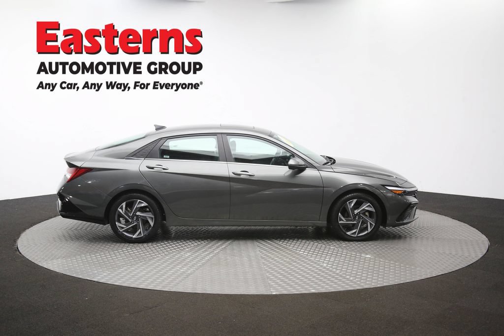 Used 2024 Hyundai Elantra Limited FWD image 47