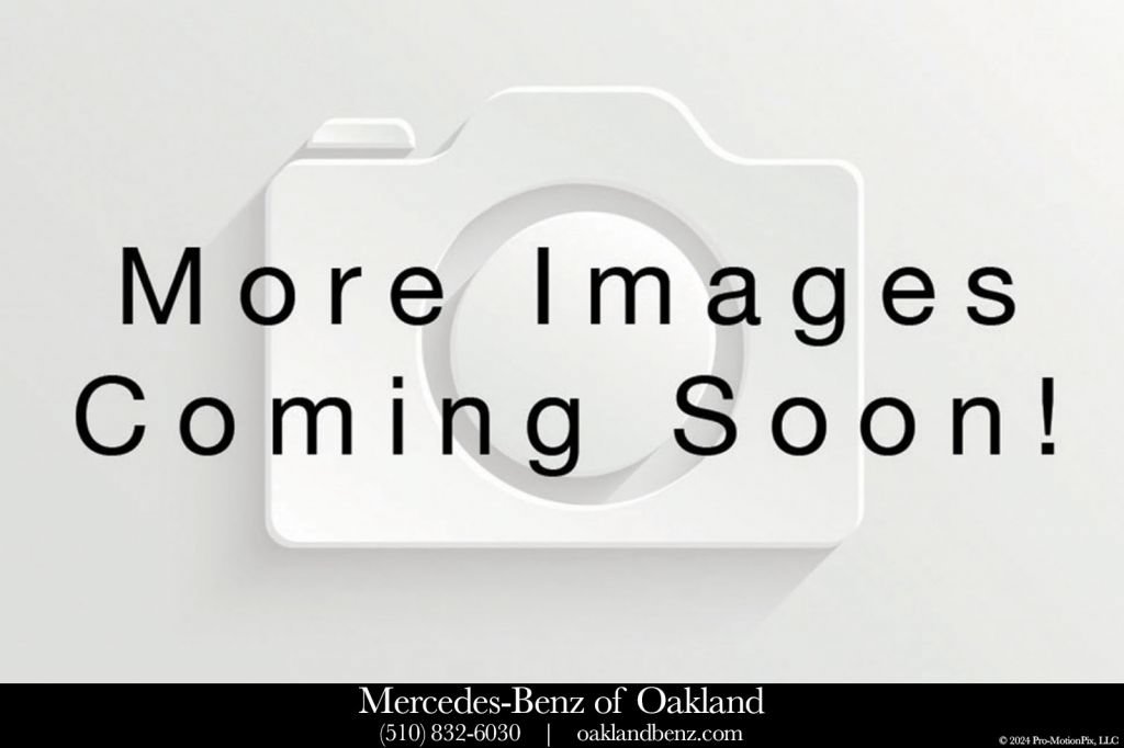 Used 2019 Mercedes-Benz GLC 300 4MATIC image 2