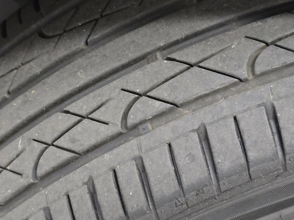 Used 2024 MAZDA MAZDA3 s image 9