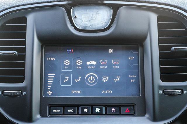 Used 2018 Chrysler 300 S image 15