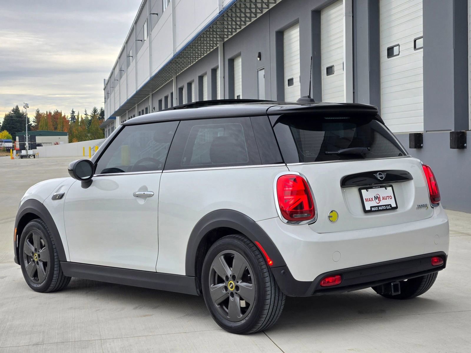 Used 2024 MINI Cooper SE image 7