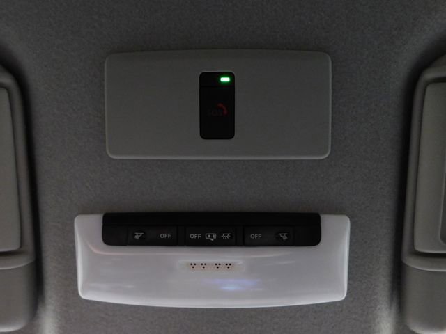 Used 2024 Nissan Kicks SV image 33