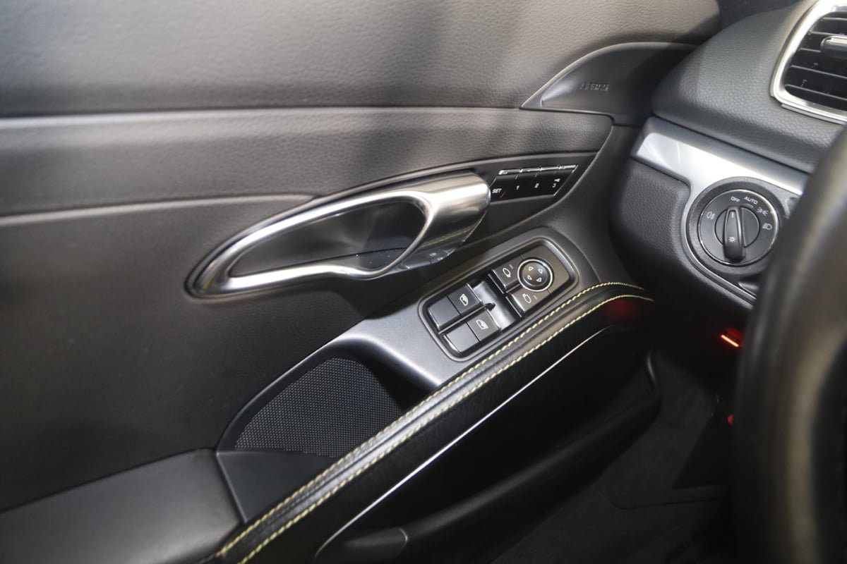 Used 2014 Porsche Cayman S RWD image 33