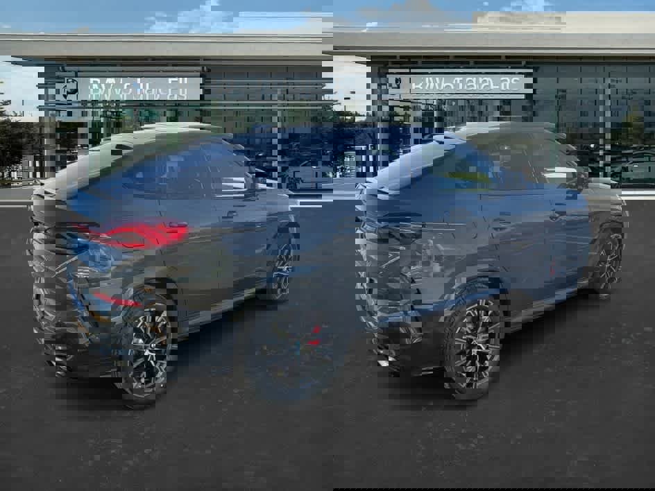New 2026 BMW X6 xDrive40i image 7