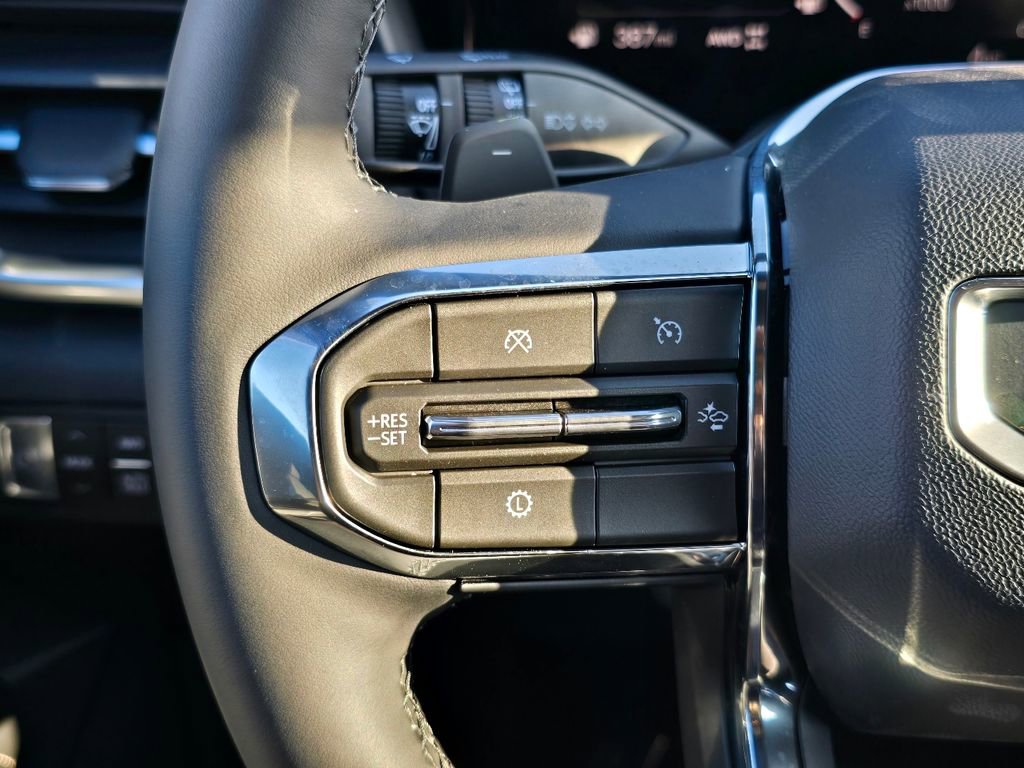 New 2026 GMC Terrain Elevation w/ Elevation Premium Package AWD/4WD image 18
