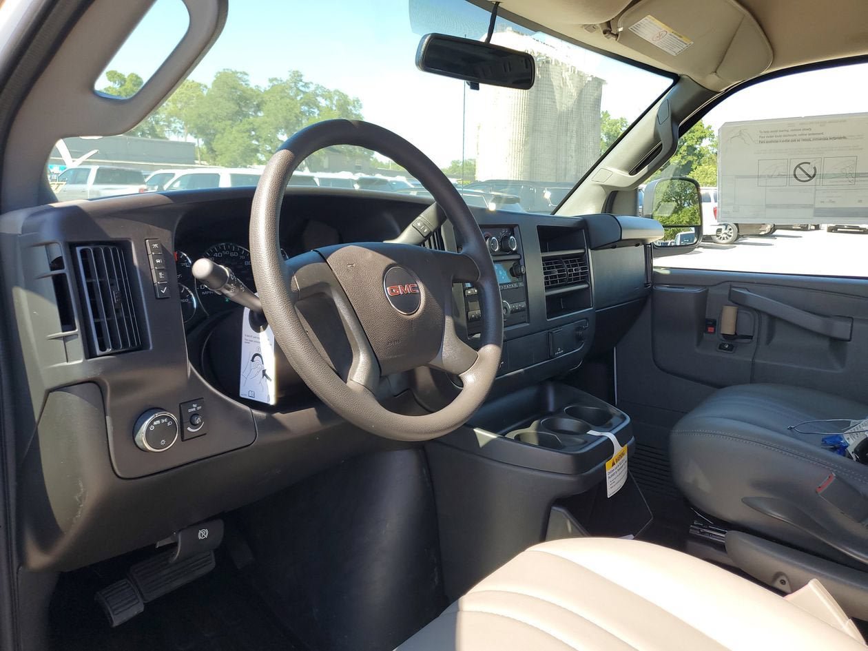New 2026 GMC Savana 2500 Extended RWD image 19