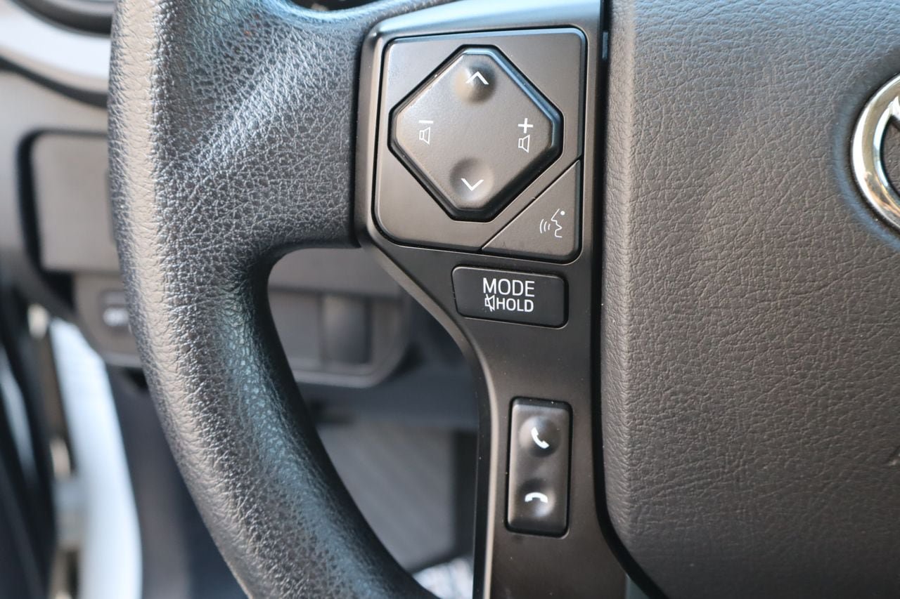 Used 2023 Toyota Tacoma SR AWD/4WD image 11