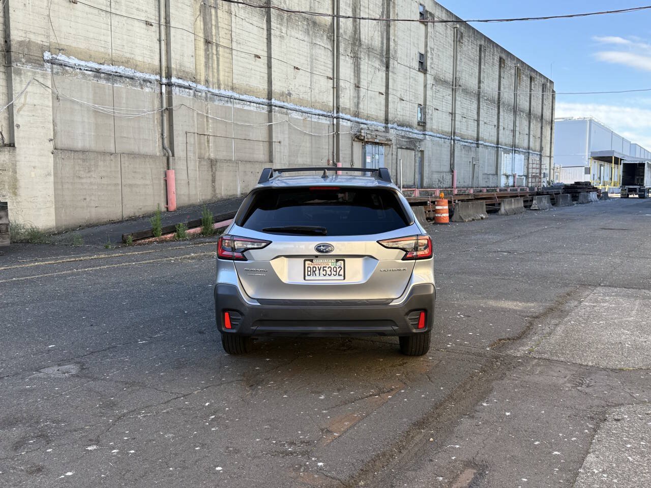 Used 2020 Subaru Outback Premium AWD/4WD image 9