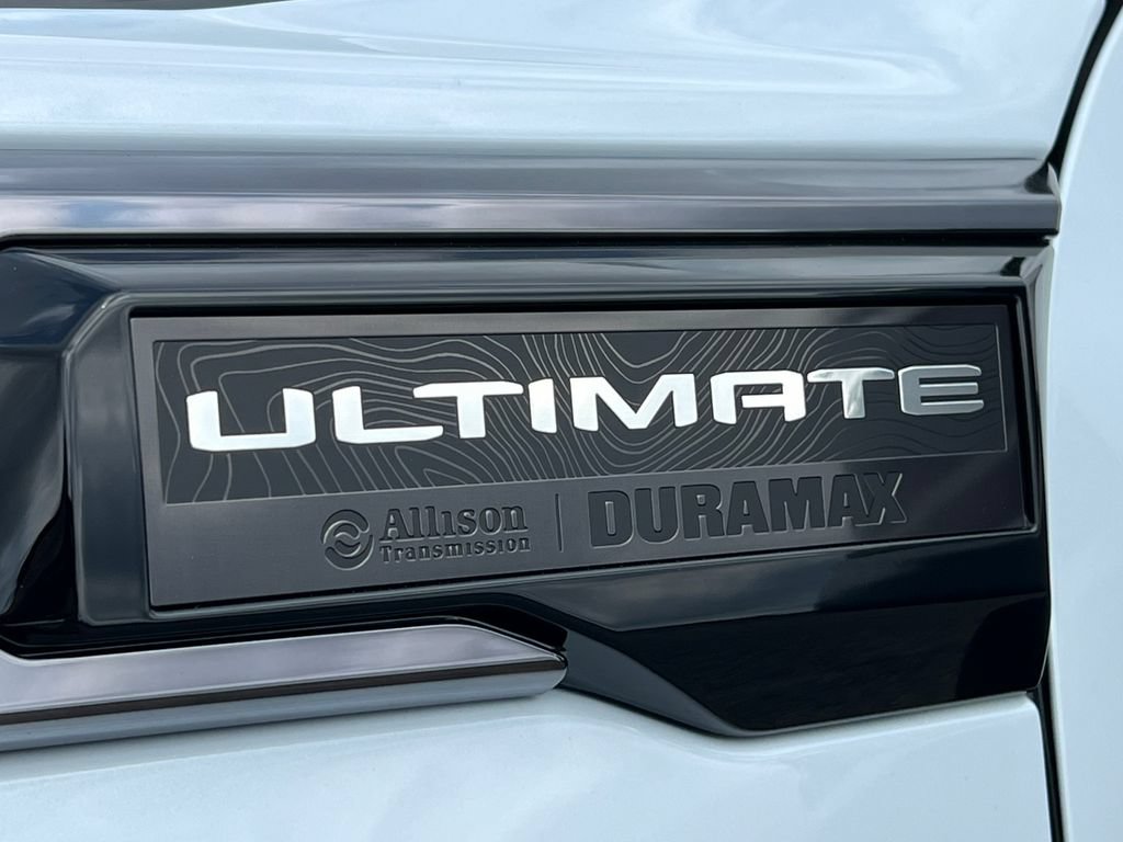 New 2026 GMC Sierra 3500 Denali Ultimate AWD/4WD image 2