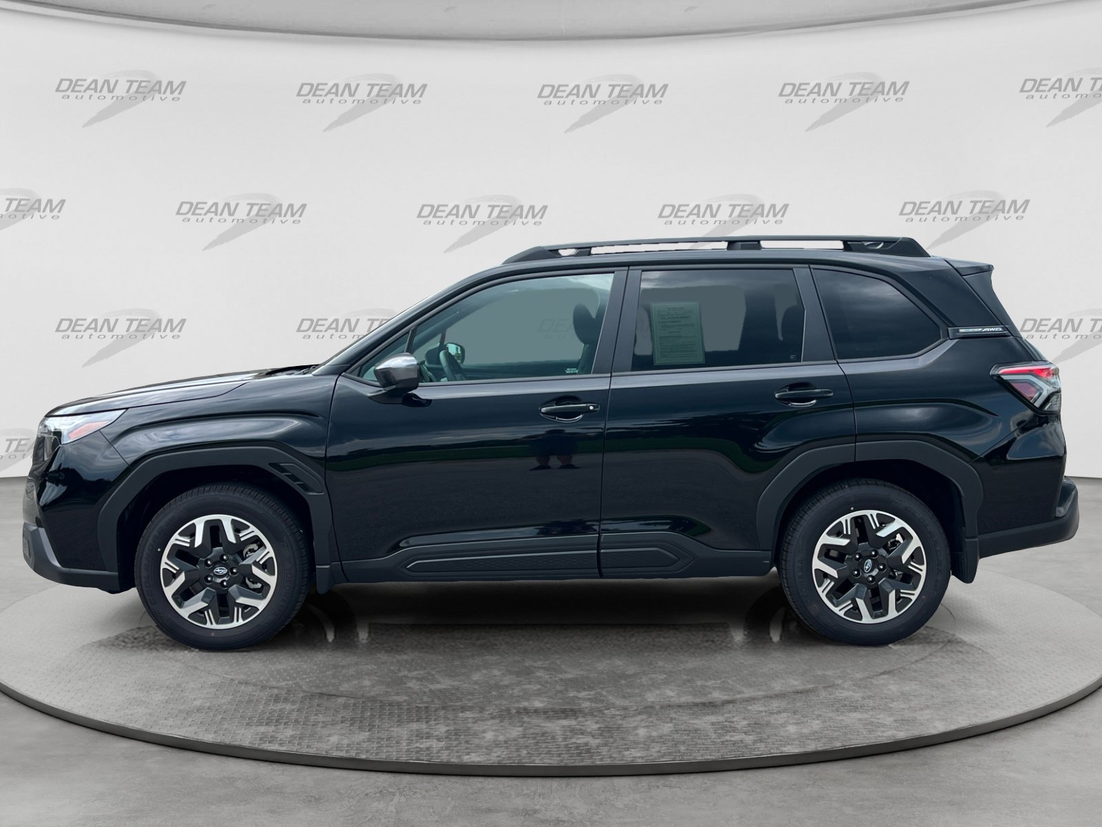 Certified 2026 Subaru Forester Premium w/ Base/Premium Package AWD/4WD image 4