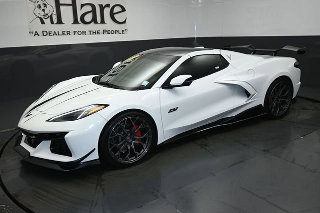 Used 2023 Chevrolet Corvette Stingray Convertible w/ Chrome Exterior Badge Package RWD image 25