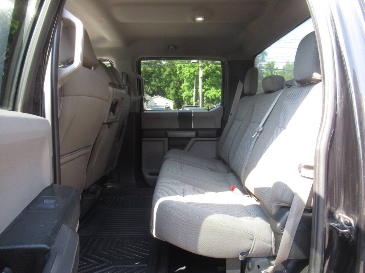 Used 2019 Ford F250 XLT w/ XLT Value Package AWD/4WD image 16