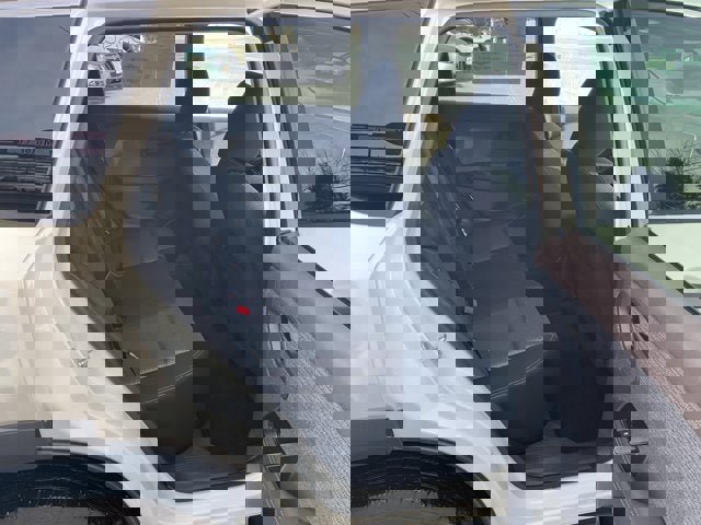 Used 2022 Nissan Rogue S image 26