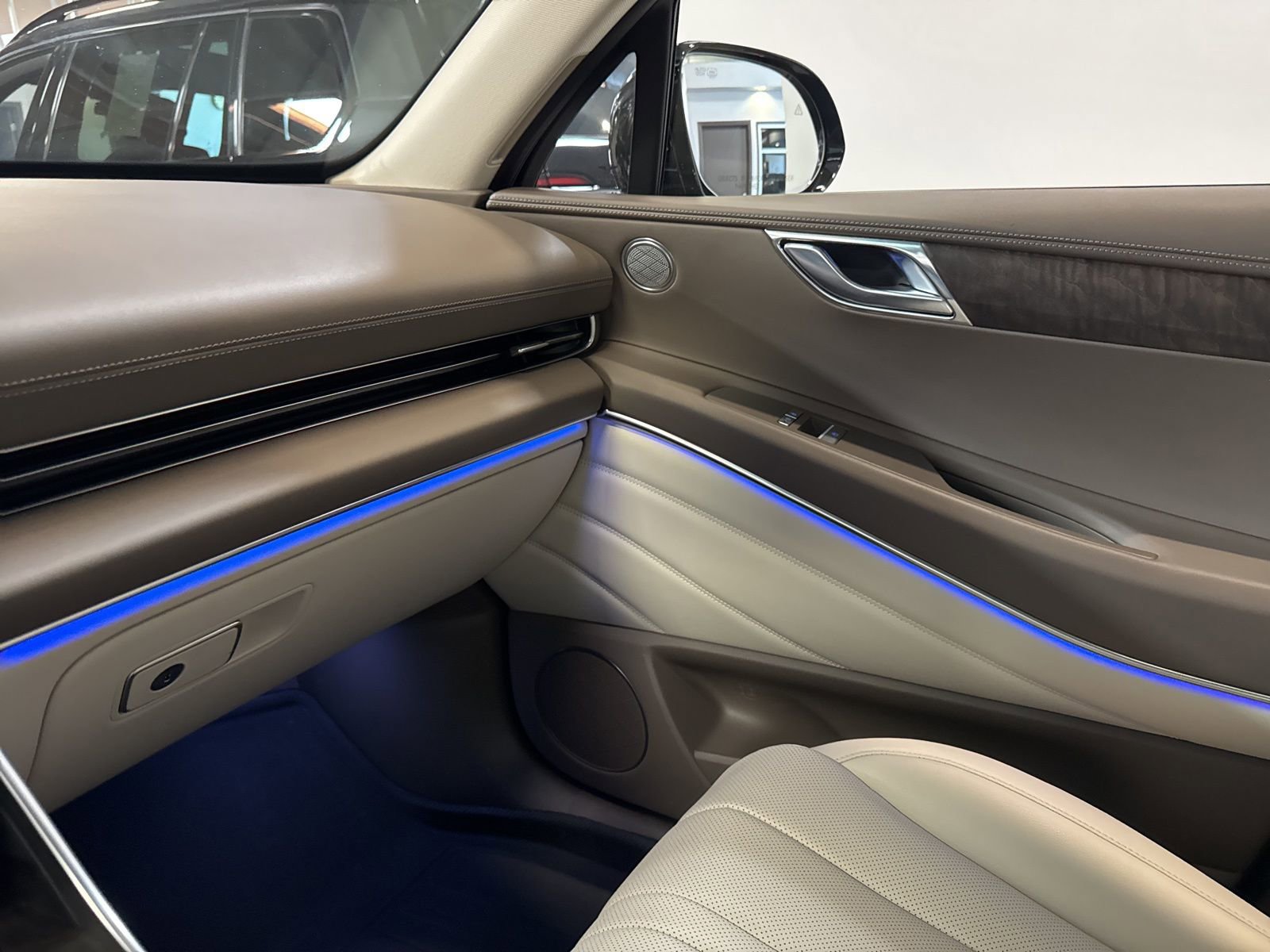 Used 2024 Genesis GV80 3.5T image 42