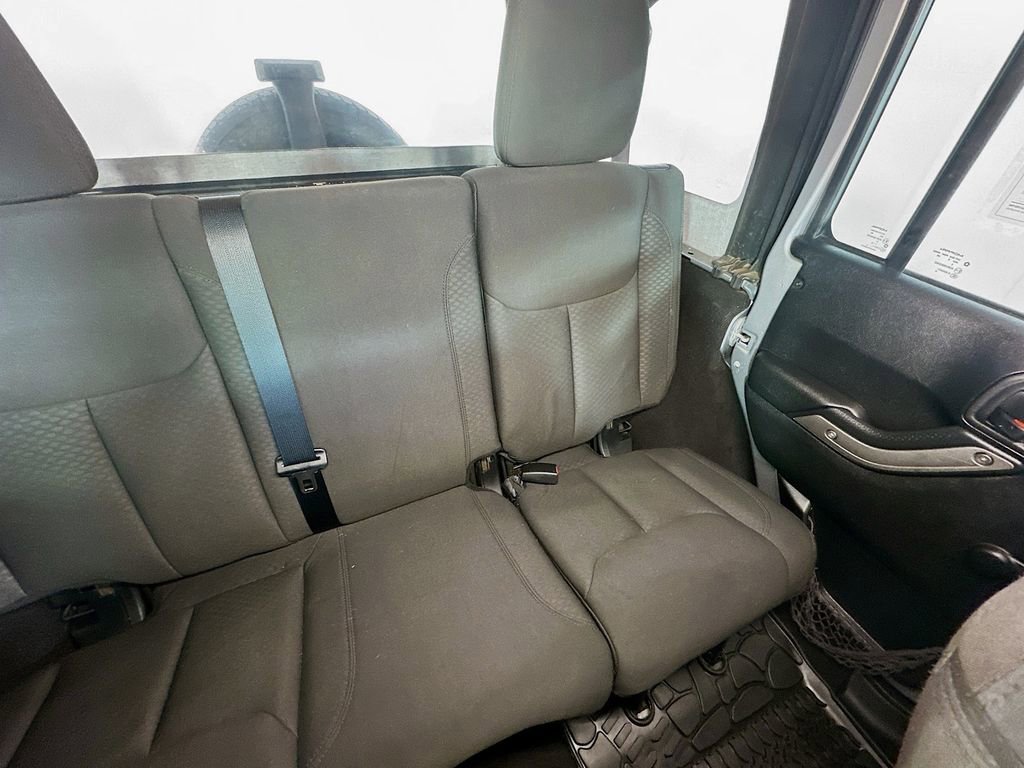 Used 2015 Jeep Wrangler Unlimited Sport w/ Connectivity Group image 14