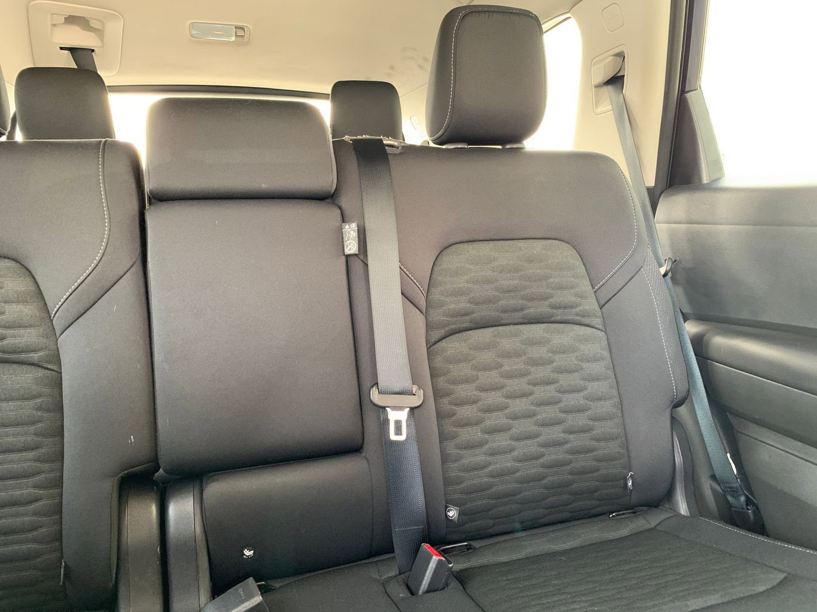 Used 2025 Nissan Pathfinder SV image 40