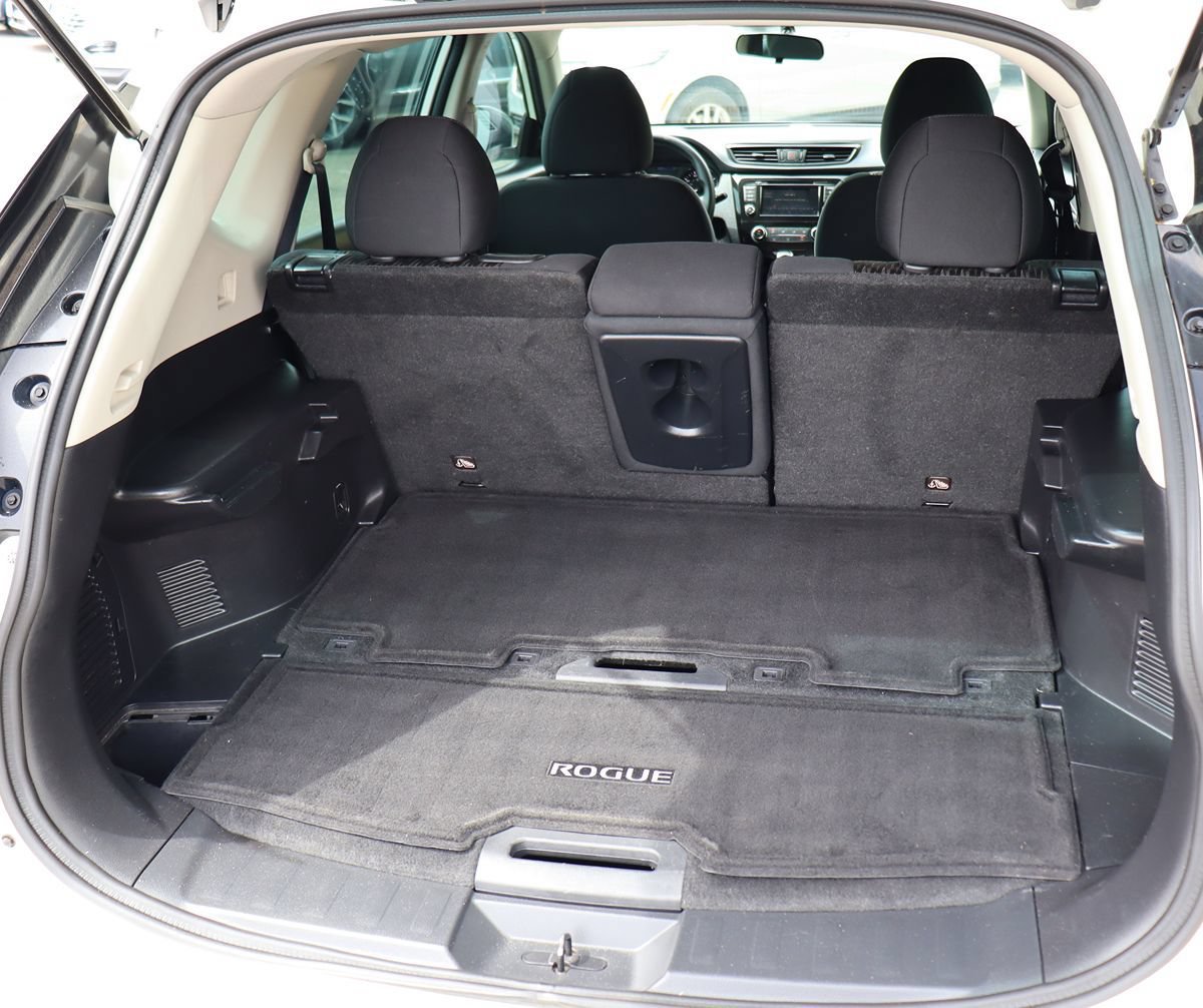 Used 2018 Nissan Rogue S FWD image 24