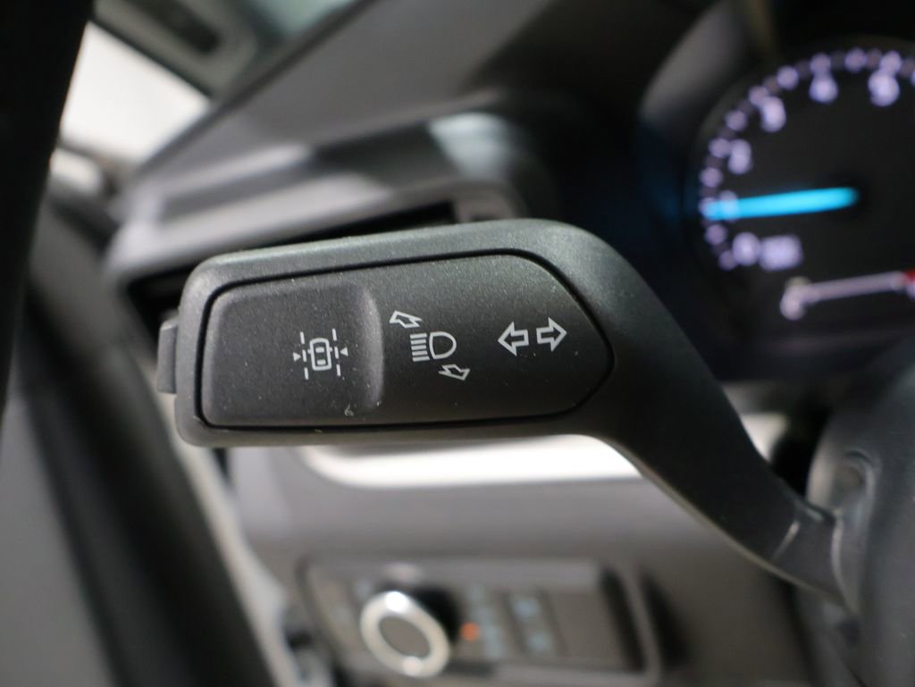Used 2024 Ford Explorer XLT AWD/4WD image 33