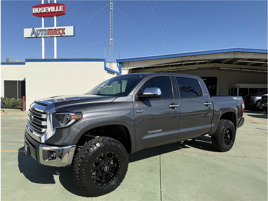 Used 2021 Toyota Tundra Limited w/ Limited Premium Package AWD/4WD image 1