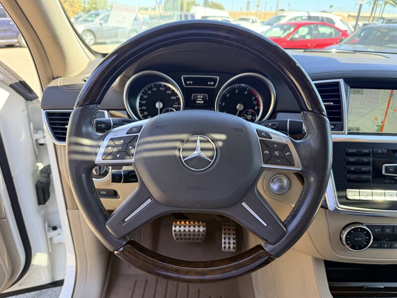 Used 2015 Mercedes-Benz ML 400 4MATIC image 10