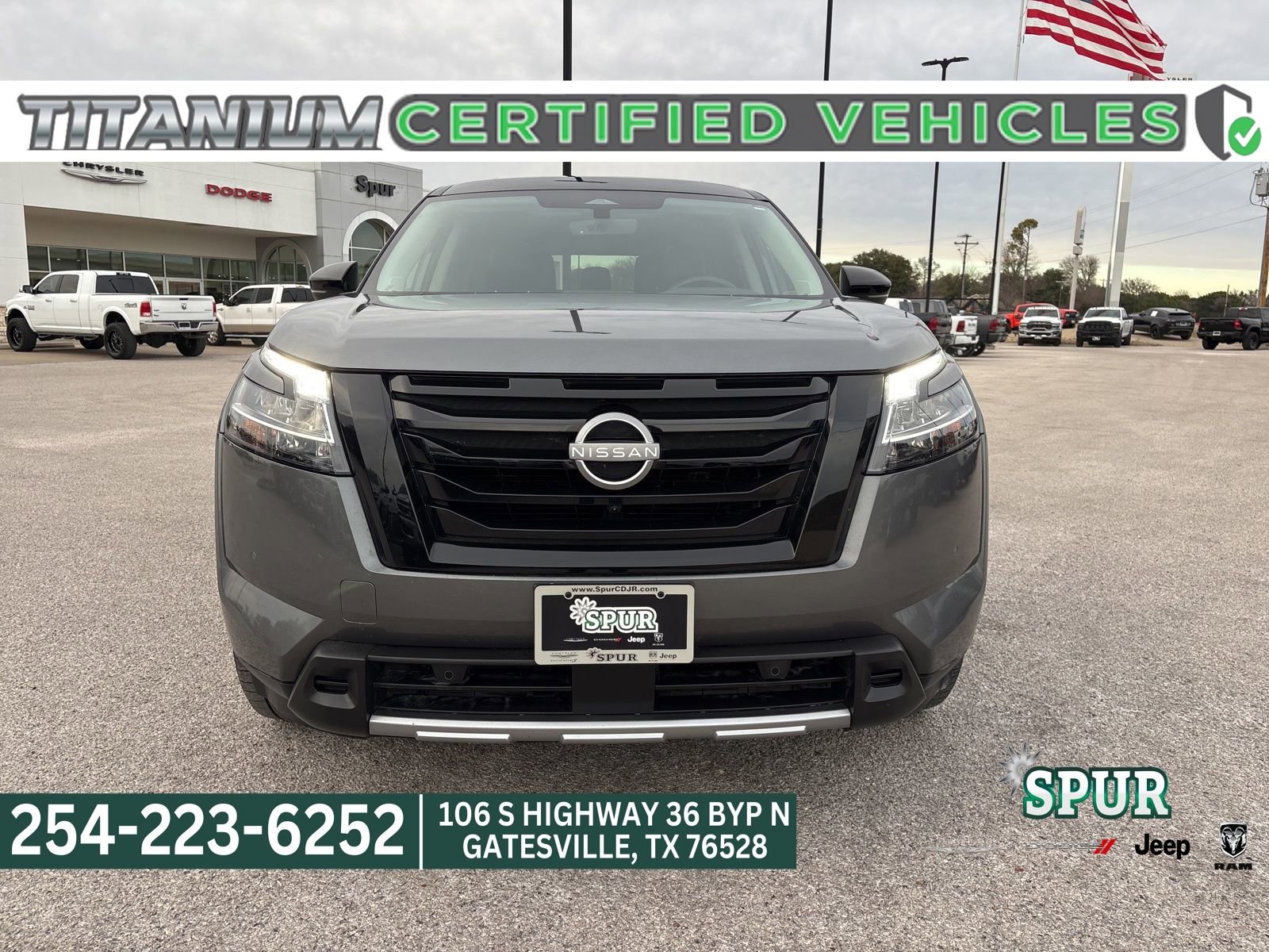 Used 2024 Nissan Pathfinder SL w/ SL Premium Package image 8