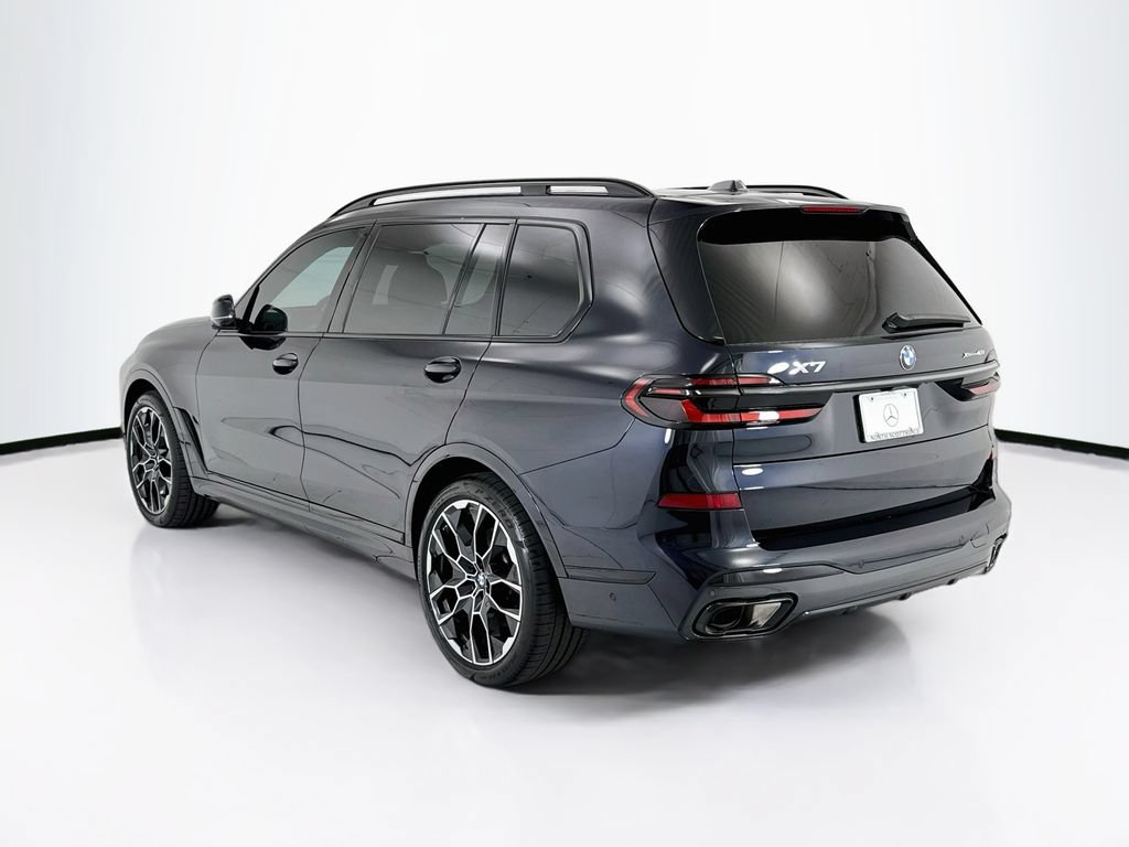 Used 2026 BMW X7 xDrive40i w/ M Sport Package AWD/4WD image 7