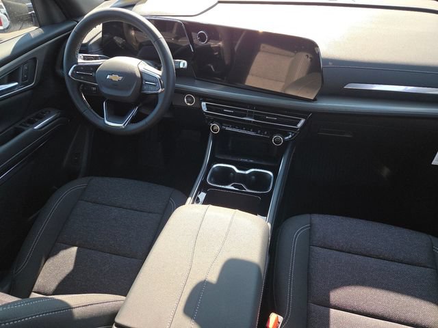 New 2026 Chevrolet Traverse LT w/ Driver Confidence Package FWD image 23