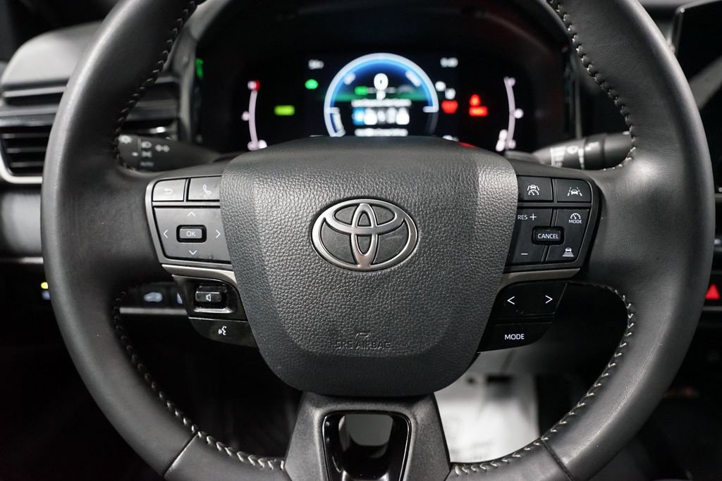 Certified 2025 Toyota Camry SE image 12