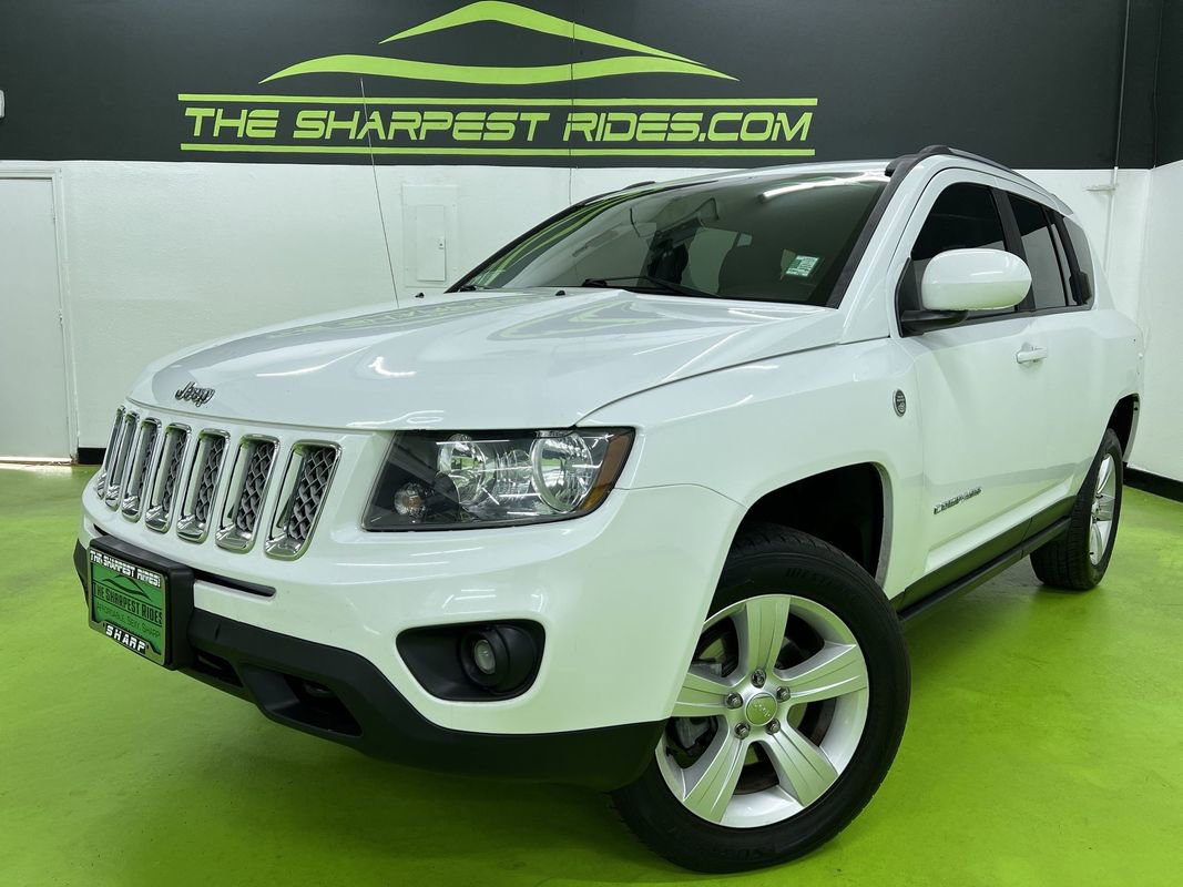 Used 2017 Jeep Compass Latitude AWD/4WD image 1