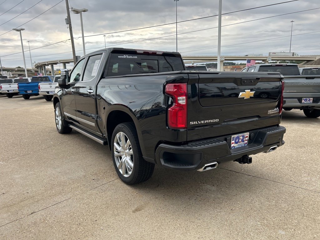 Used 2025 Chevrolet Silverado 1500 High Country w/ High Country Premium Package image 8