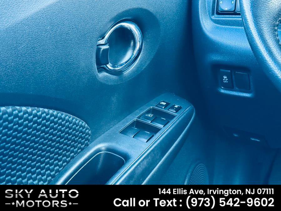 Used 2016 Nissan Versa Note SV FWD image 14