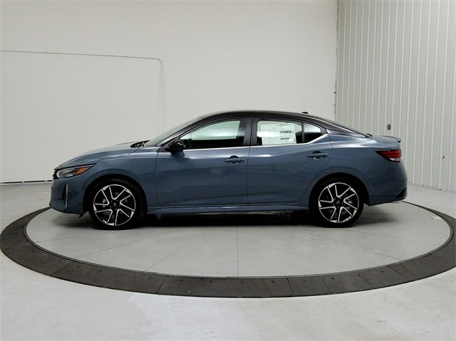 New 2025 Nissan Sentra SR image 4
