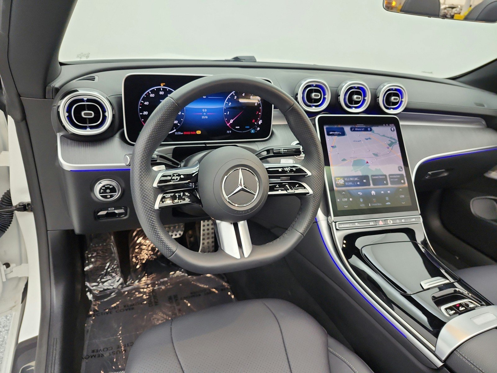 Certified 2024 Mercedes-Benz CLE 300 4MATIC Cabriolet image 9