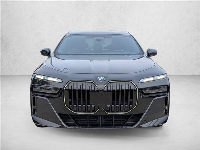 Used 2024 BMW 760i xDrive w/ Executive Package AWD/4WD image 2
