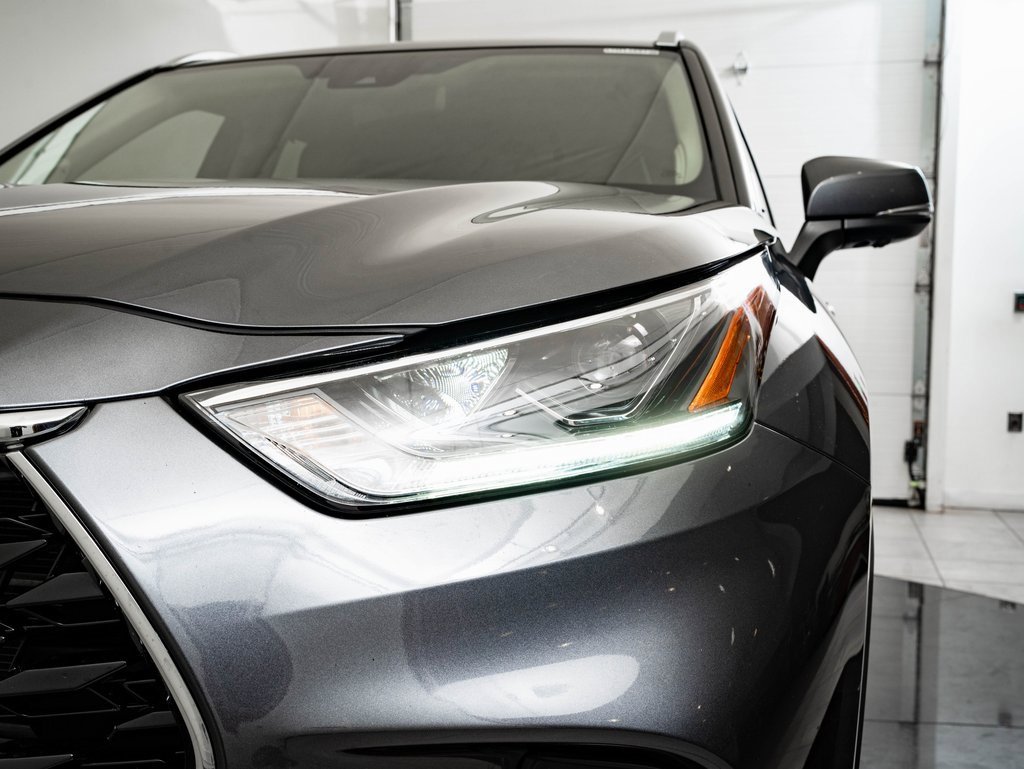 Used 2023 Toyota Highlander Platinum image 15