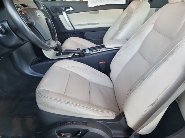 Used 2012 Volvo C70 T5 FWD image 17