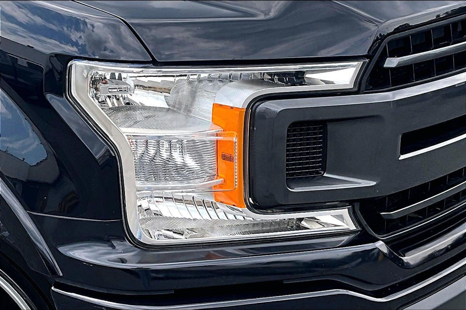 Used 2019 Ford F150 XLT w/ Equipment Group 302A Luxury AWD/4WD image 29