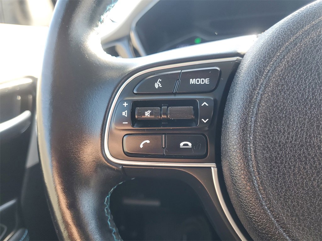 Used 2022 Kia Niro EX Premium image 21