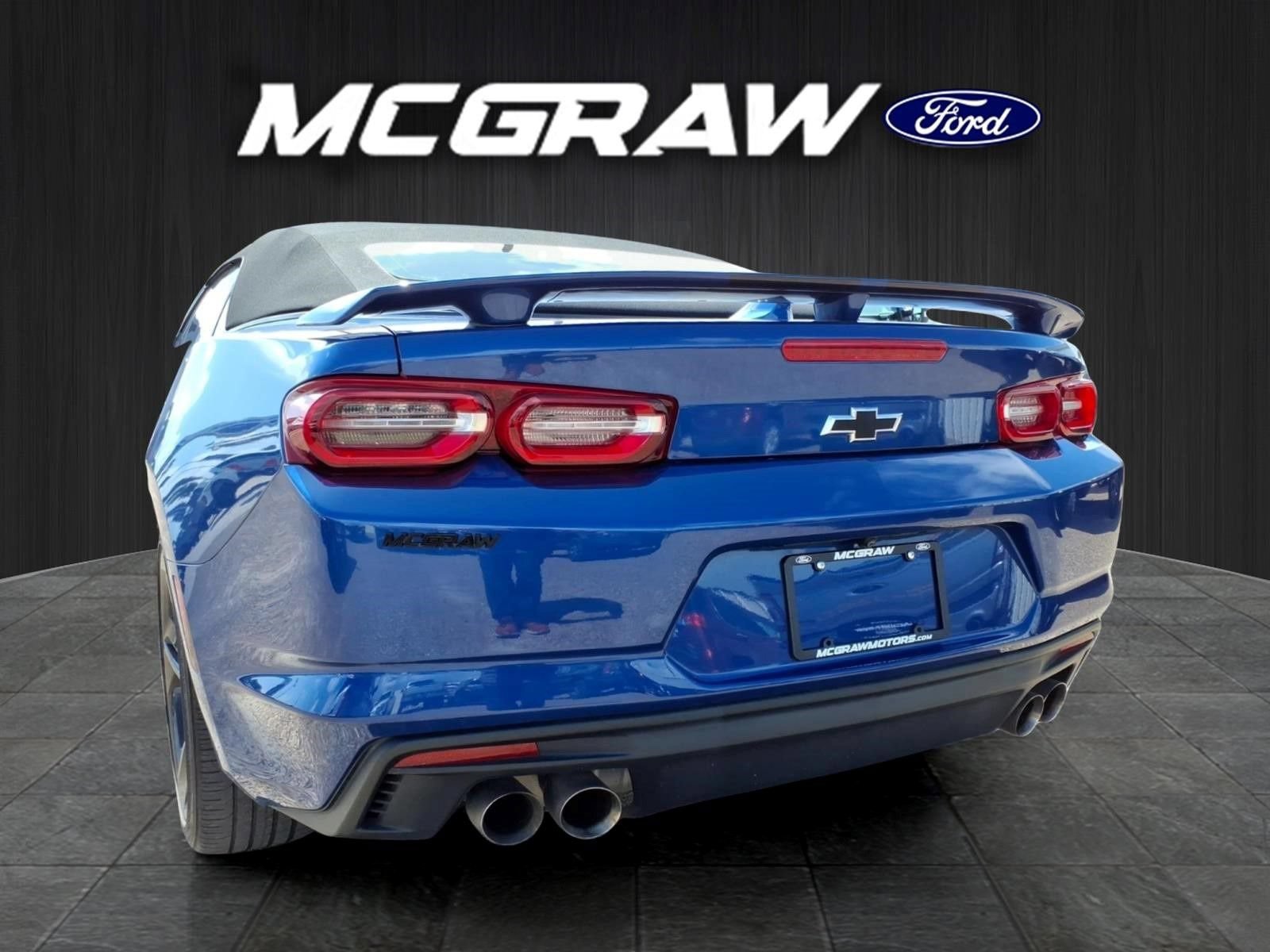 Used 2023 Chevrolet Camaro LT w/ Technology Package RWD image 20