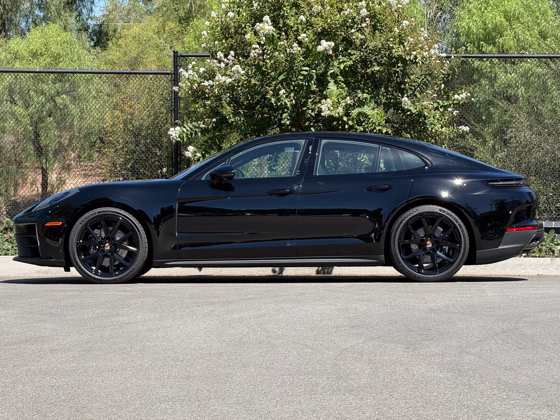 New 2026 Porsche Panamera 4 AWD/4WD image 2