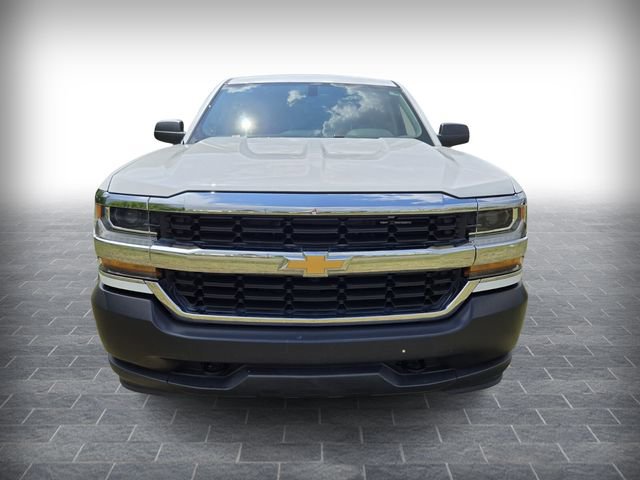 Used 2019 Chevrolet Silverado 1500 W/T AWD/4WD image 2