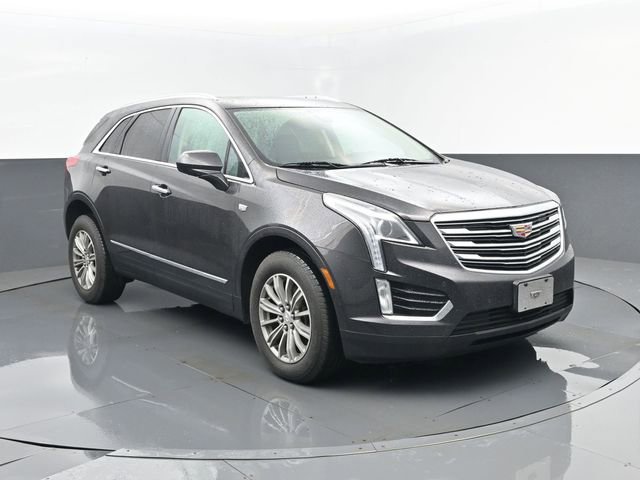 Used 2017 Cadillac XT5 Luxury w/ Driver Awareness Package image 3