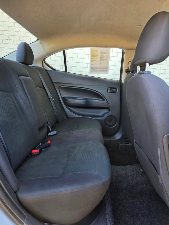 Used 2018 Mitsubishi Mirage G4 ES FWD image 13