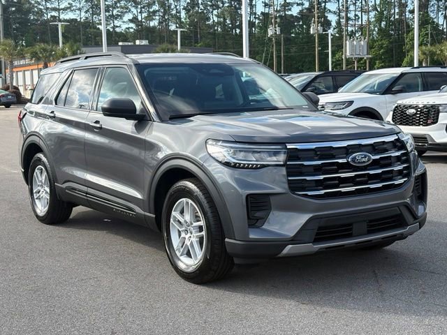 New 2026 Ford Explorer Active RWD image 7